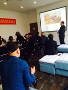 杨波老师现场指导学员教学！